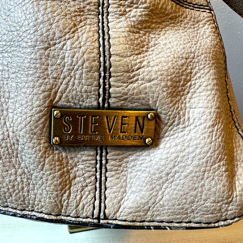 STEVEN BY STEVE MADDEN GRAY 100% LEATHER BAG. - Picture 5 of 15